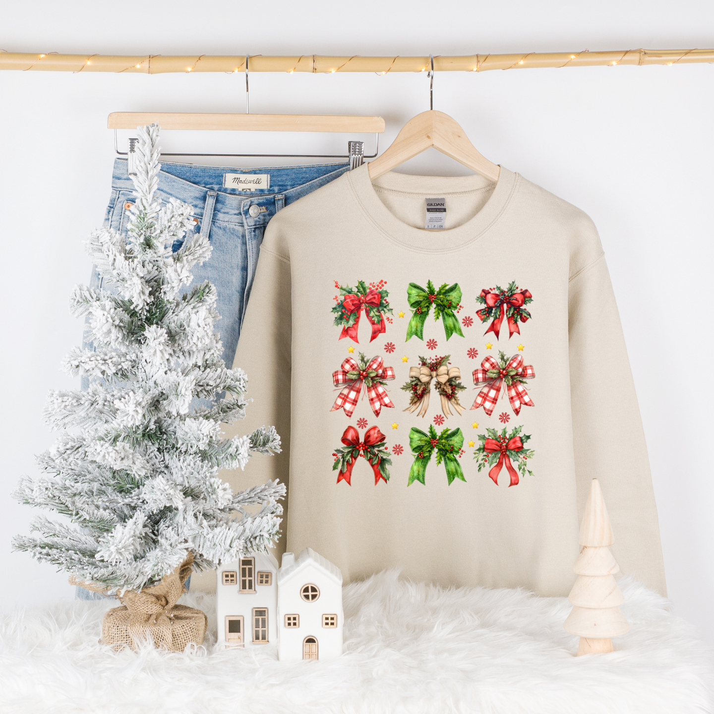 Christmas bow coquette comfortable crewneck